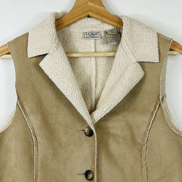 L.L. Bean Vintage Beige Faux Shearling Synthetic Fleece Lined Vest Womens Small - Picture 2 of 6